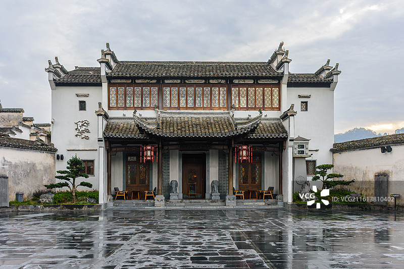 安徽省黄山市黟县，徽州古村落、世界文化遗产：西递村的徽州民居。图片素材