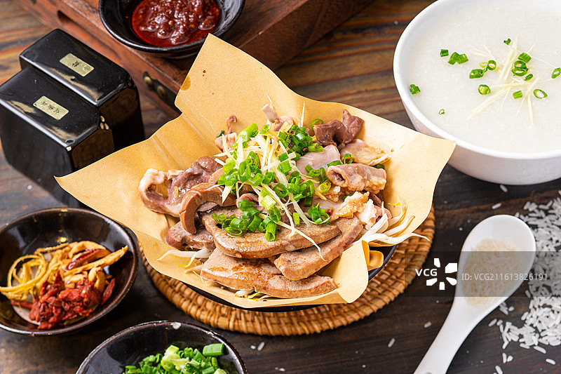 猪润猪肠猪腰猪杂拼盘图片素材