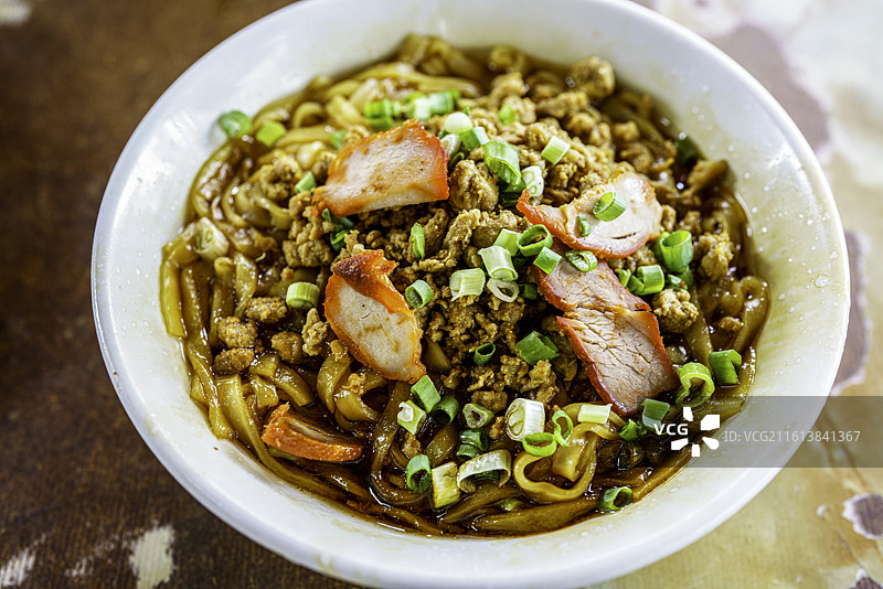 马来西亚世界遗产城市马六甲香江茶冰室美味的炒粿条图片素材