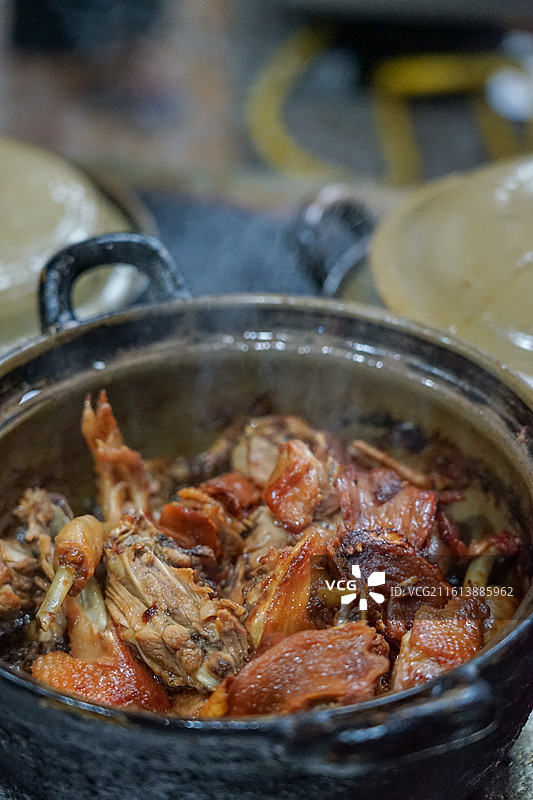 泉州美食，姜母鸭，砂锅炖鸡腿肉图片素材