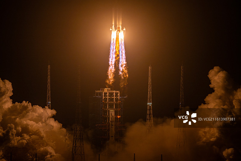 海南文昌长征五号发射图片素材