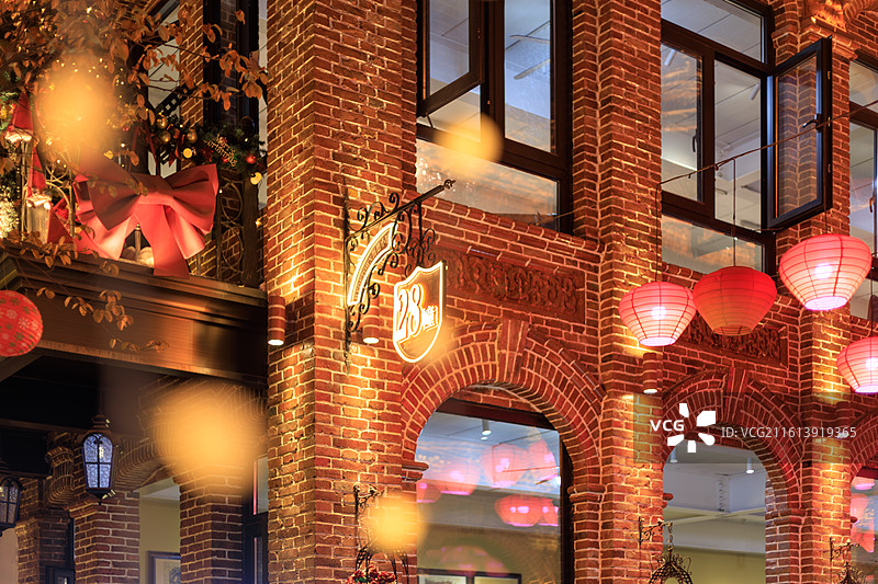 西安海德小镇的节日氛围图片素材