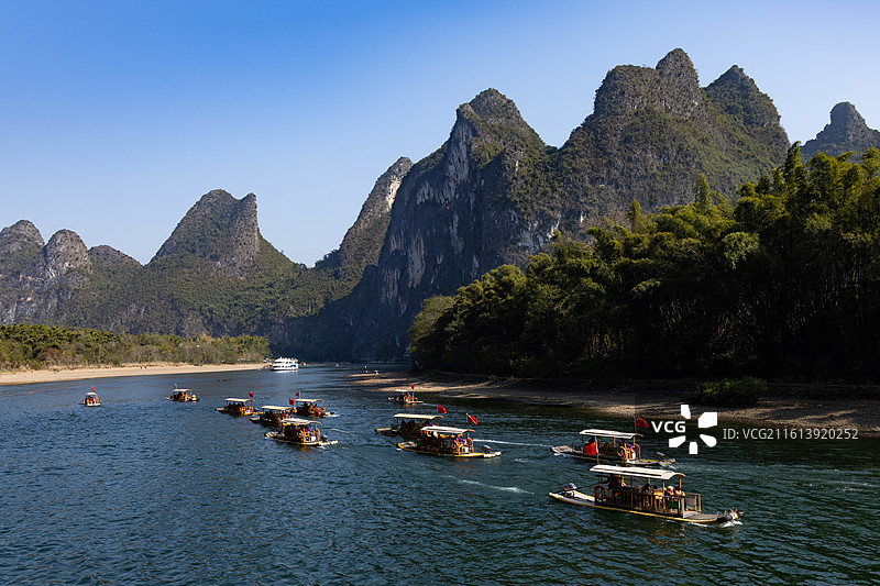 桂林磨盘山码头-阳朔漓江段风景图片素材