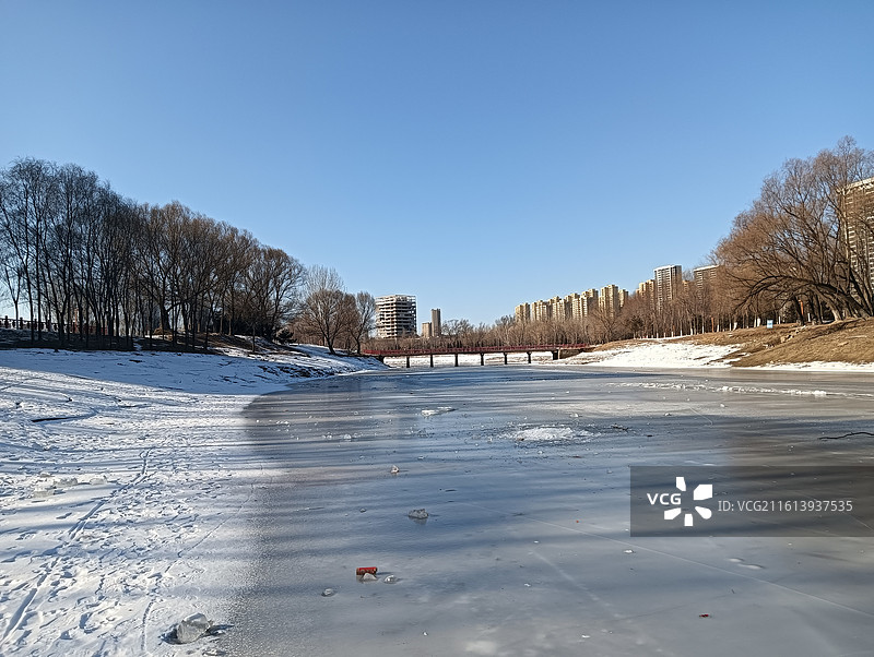 冬天的蒲河图片素材