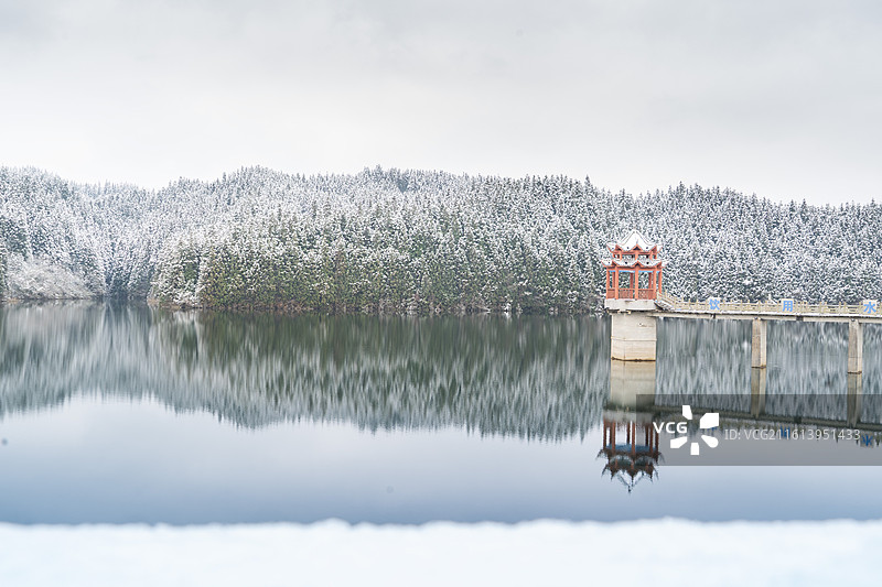 利川佛宝山水库图片素材