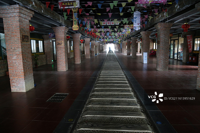 南铁记忆铁路主题文化公园国货街图片素材