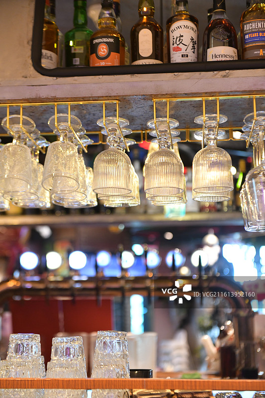 酒吧餐厅玻璃杯花瓶图片素材