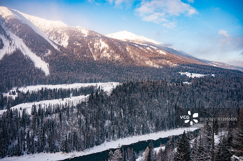 喀纳斯月亮湾图片素材