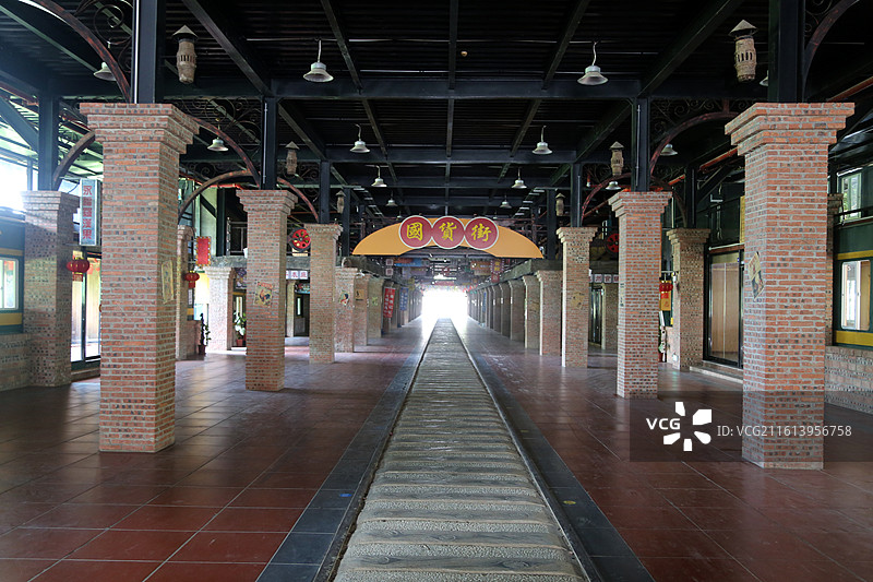 南铁记忆铁路主题文化公园国货街图片素材
