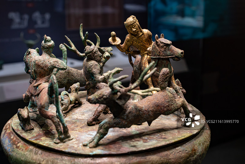 印证滇国云南古滇文明特展叠鼓形狩猎场面铜贮贝器 西汉 云南昆明晋宁石寨山M71图片素材