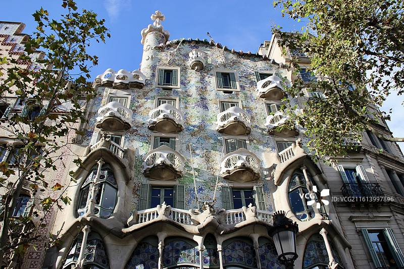 西班牙巴塞罗那高迪建筑巴特罗之家图片素材