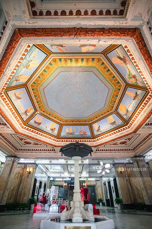 上海外滩江海关大楼建筑内部空间景观图片素材