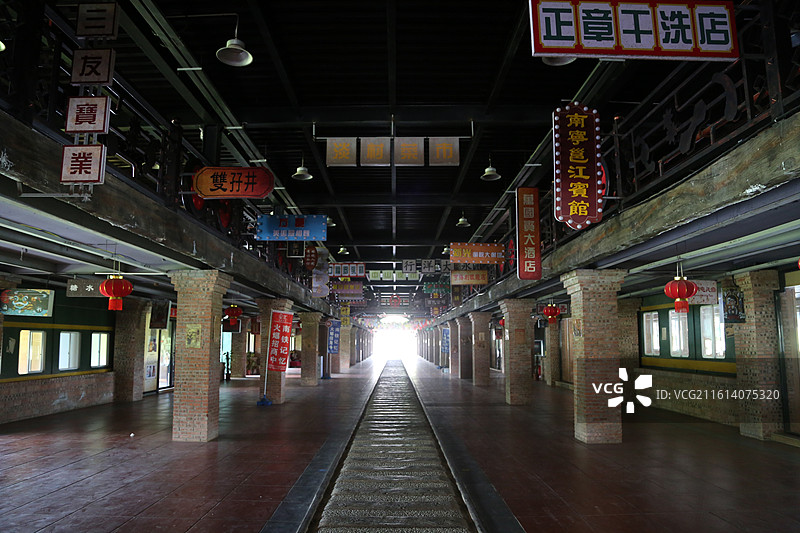 南铁记忆铁路主题文化公园国货街图片素材