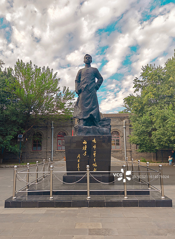 周总理 为中华之崛起而读书图片素材