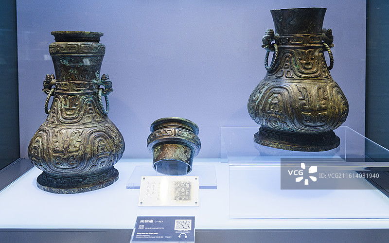 应侯壶（一对） 酒器 西周时期 北京市保利艺术博物馆图片素材