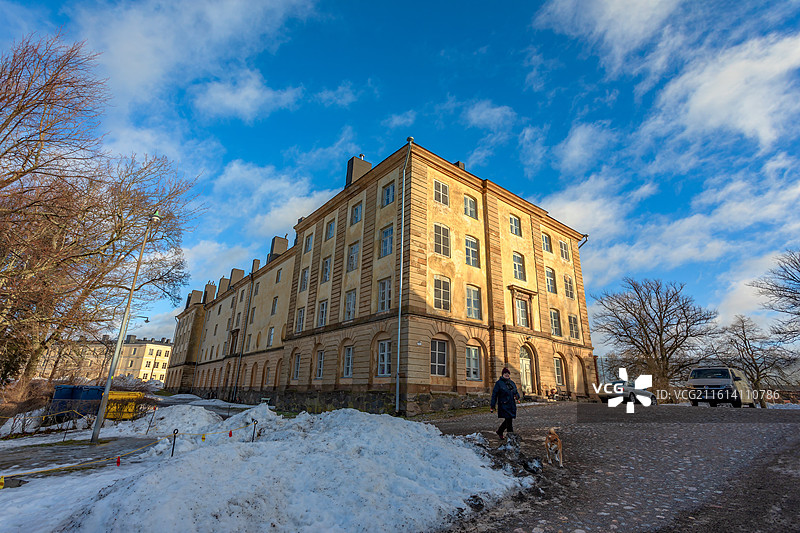 冬天的波罗的海与芬兰堡上的建筑和炮台图片素材