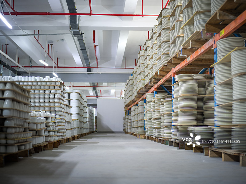 陶瓷制品仓库内部场景图片素材