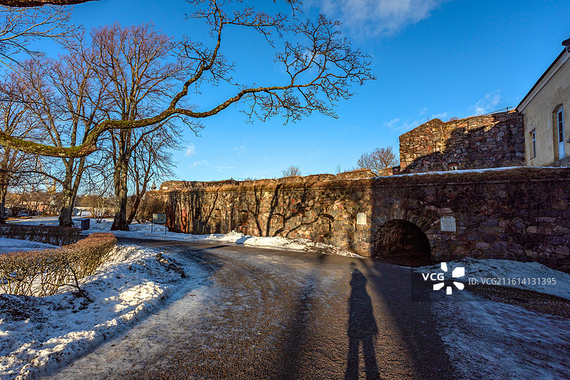 冬天的波罗的海与芬兰堡上的建筑和炮台图片素材