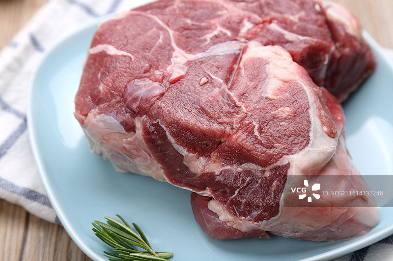 新鲜牛腱子肉图片素材