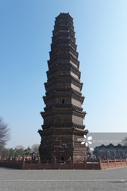 河南省开封市开封铁塔公园：祐国寺塔开宝寺塔天下第一塔图片素材