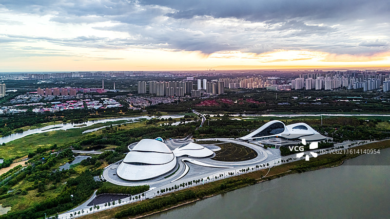 航拍哈尔滨大剧院图片素材