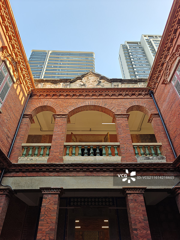 厦门坂美民俗文化园-王清祥宅-经历整体平移75米仍完好如初的会走路的“番婆楼”图片素材