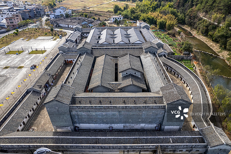 中国广东省韶关市始兴县满堂客家大围图片素材