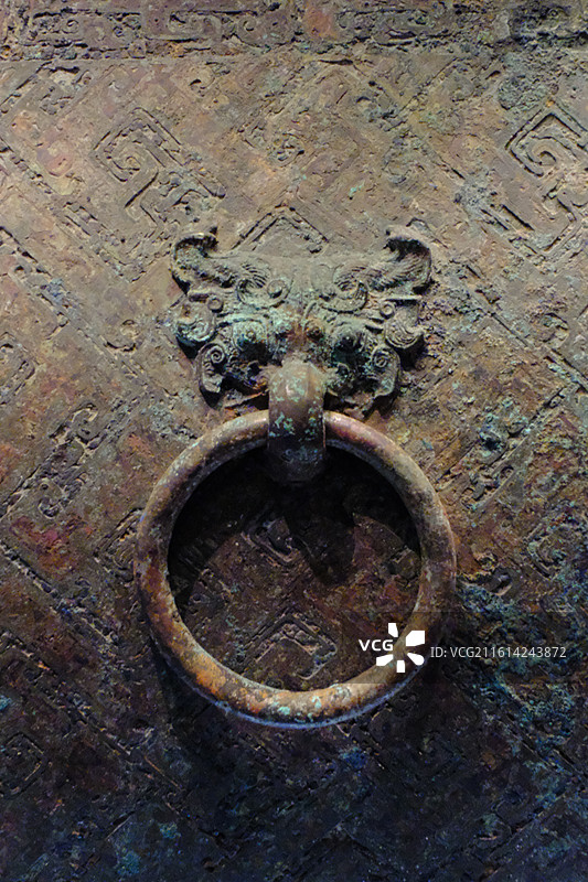 河北博物院战国古中山国铜山字形器。博物馆石家庄青铜器图片素材