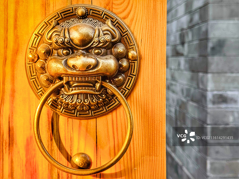 手机摄影-门环与墙图片素材