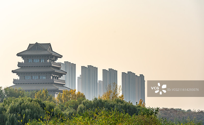 济南黄河文化展览馆鹊华楼建筑特写镜头图片素材