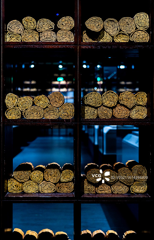 山东济宁曲阜孔子博物馆竹简文物藏品特写镜头图片素材