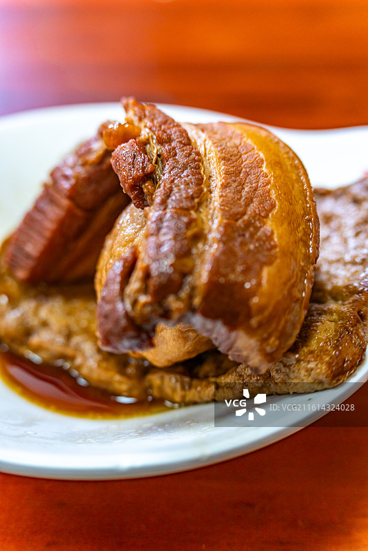 济南超意兴快餐老济南把子肉四喜丸子美食小吃特写镜头图片素材