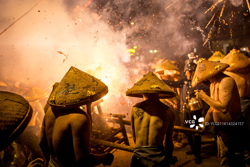 福建泉州新年炸佛民俗人文图片素材