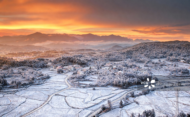 安徽九华山池州石台陵阳镇雪景图片素材
