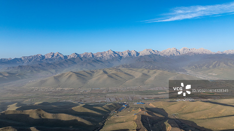 航拍 武威 乌鞘岭 甘肃图片素材