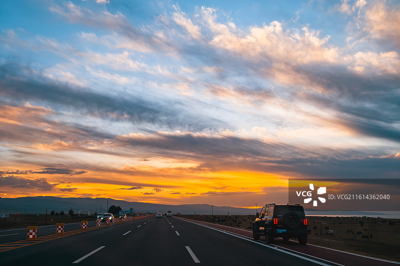 青海湖的日落图片素材