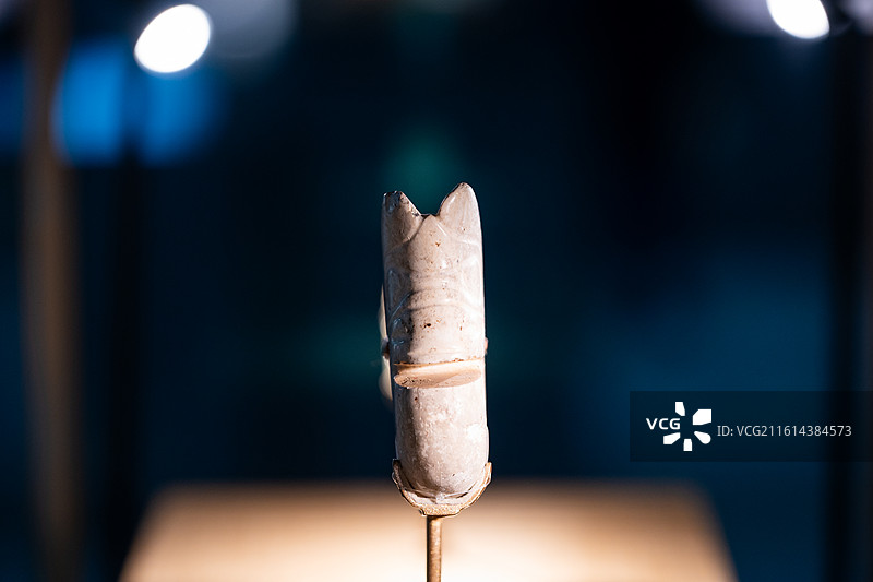 国家博物馆 中国古代玉器 新石器时代红山文化 玦形龙 玉猪龙 辽宁朝阳牛河梁出土图片素材
