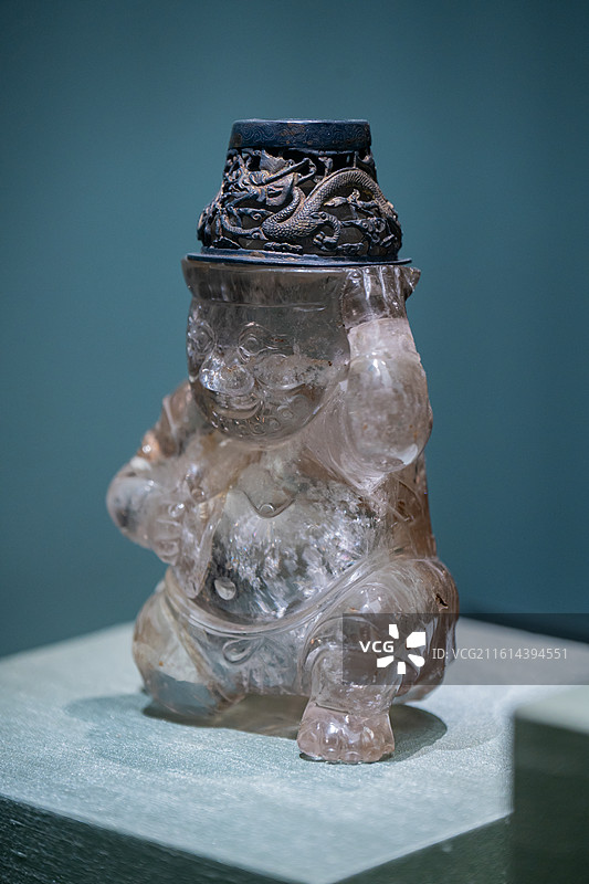 国家博物馆 中国古代玉器 元 水晶力士烛台图片素材