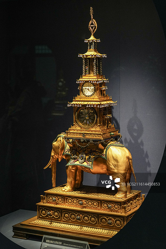 北京故宫博物院钟表馆展览的精品钟表图片素材
