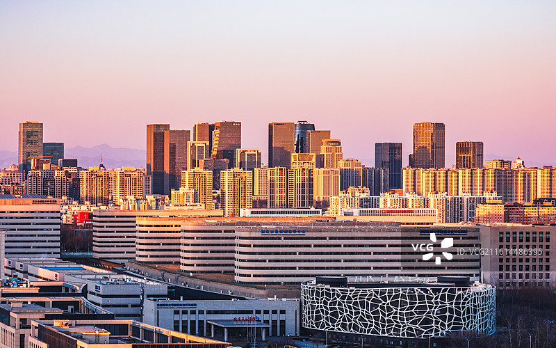 首医大北京天坛医院与丽泽商务同框图片素材