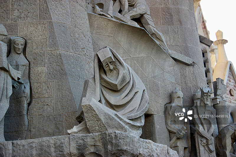 西班牙巴塞罗那高迪建筑圣家堂受难立面雕塑图片素材