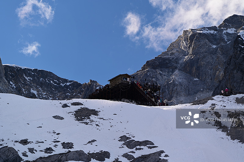 云南玉龙雪山风景日照金山图片素材