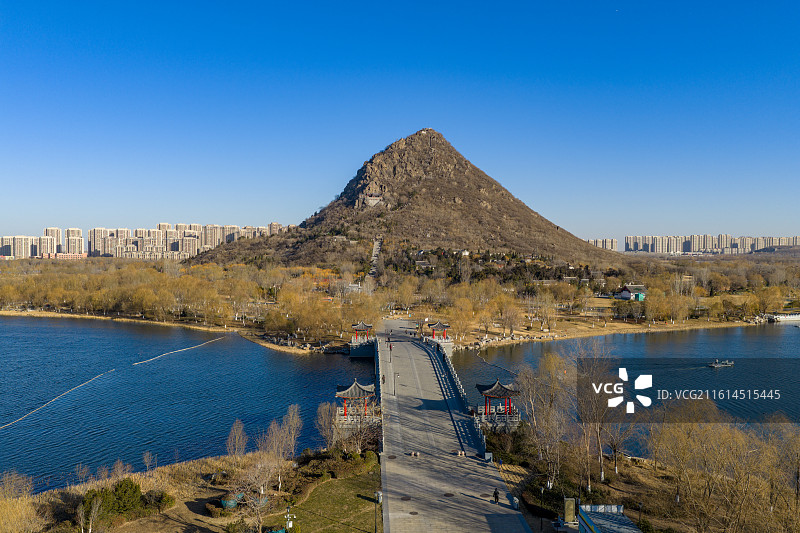 航拍济南华山风景区图片素材