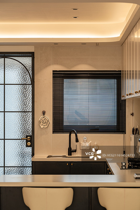 创融嘉天地法式实景落地图片素材