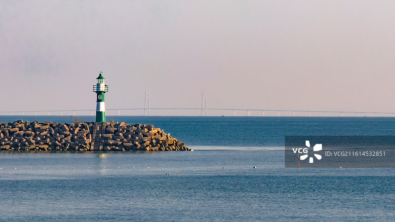 海边的灯塔图片素材