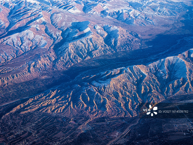 航拍藏宁高原：哈苏镜头下的山川湖海图片素材