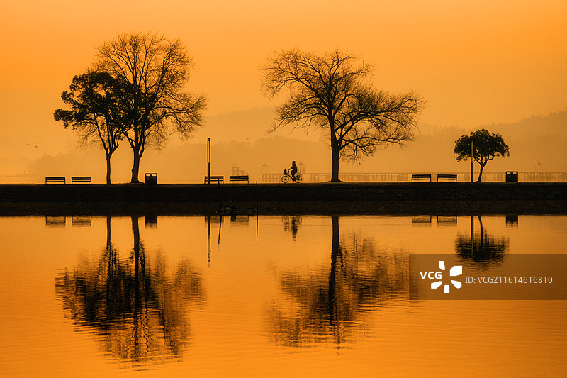 武汉东湖友格岛日出图片素材