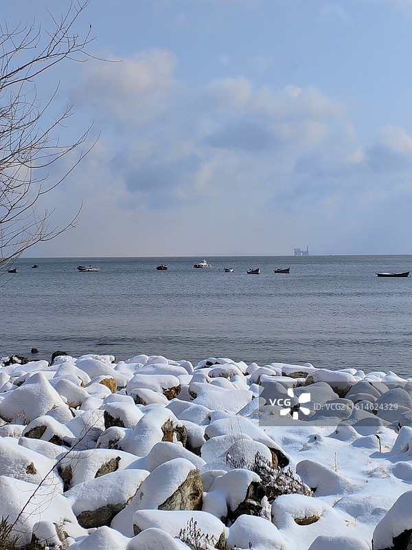 雪后的海滩图片素材