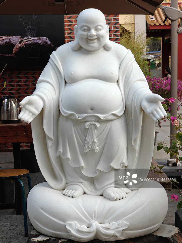 厦门仙岳山天竺岩寺-汉白玉弥勒佛雕像图片素材