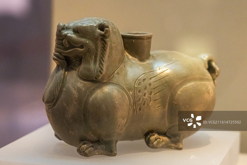 青釉狮形水注（西晋）南京博物院藏 南京市六郎公社出土图片素材